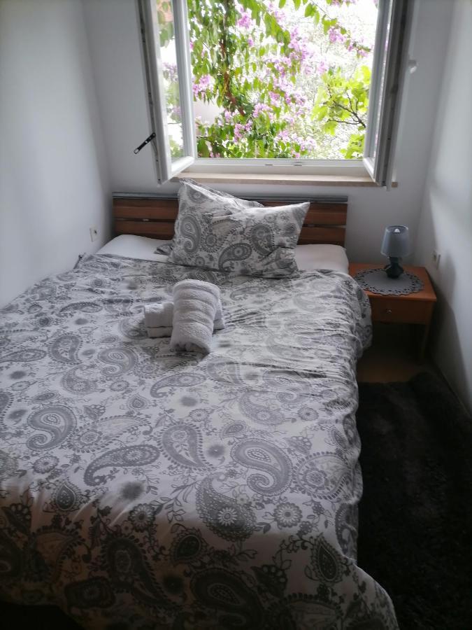 Turina Apartment ซริกเวนิซา ภายนอก รูปภาพ