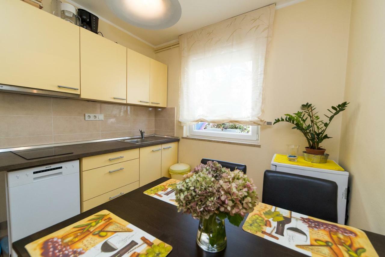 Turina Apartment ซริกเวนิซา ภายนอก รูปภาพ